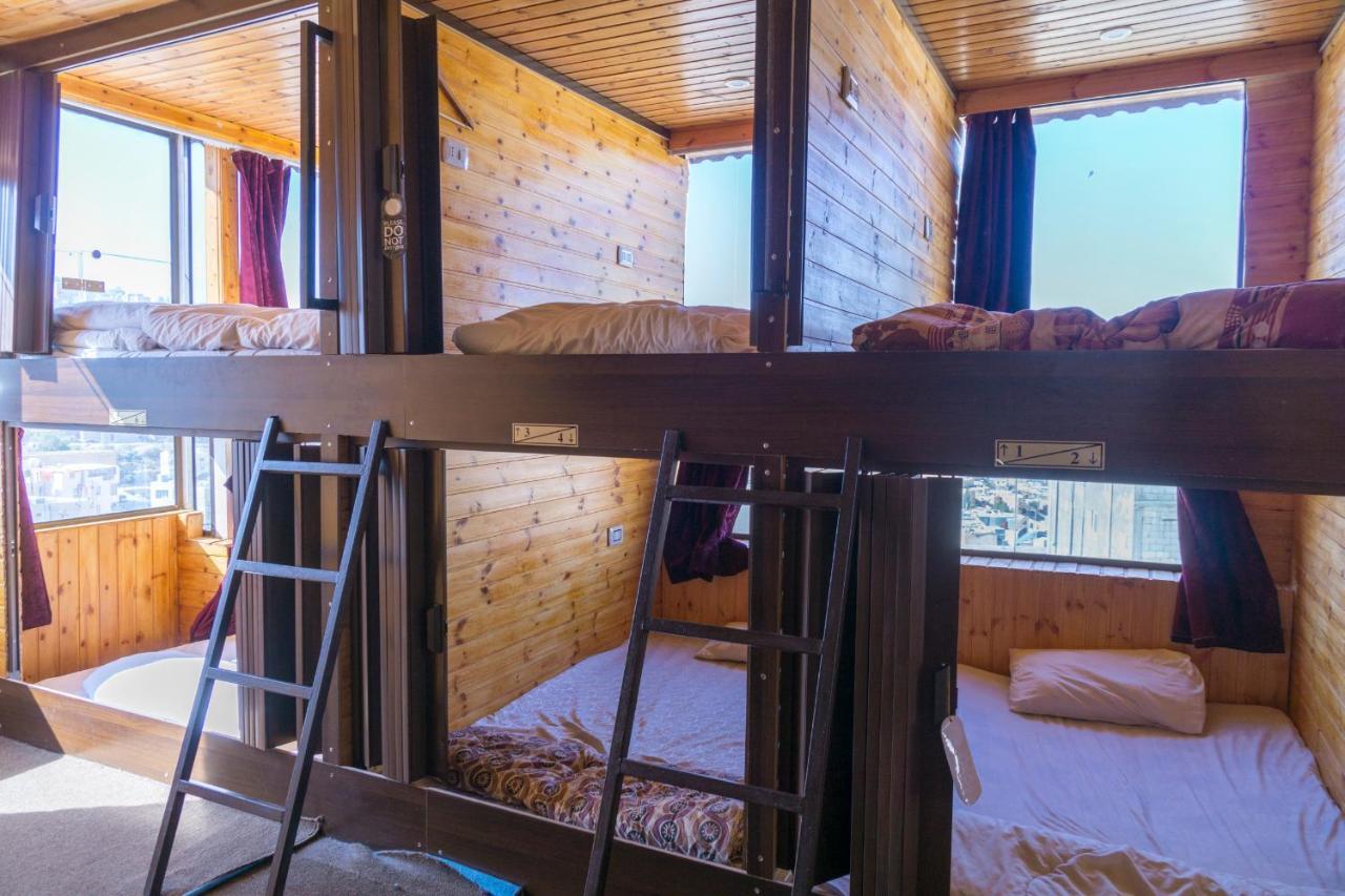 Petra Capsule Hostel 와디무사 외부 사진